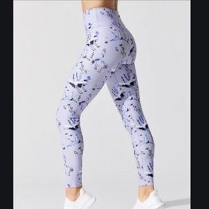 Carbon38 Crane/Bird Leggings - M